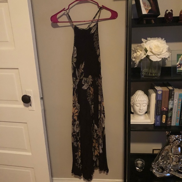 Free People Dresses & Skirts - Free people razor back midi dress size small Free People Dresses & Skirts - Free people razor back midi dress size small